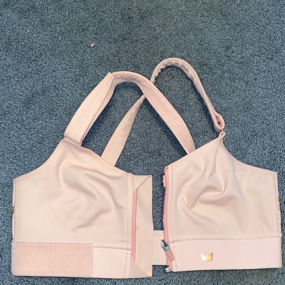SHEFIT SPORTS BRA